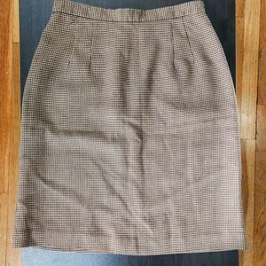 Vintage Michele Houndstooth Skirt. Black/Brown Color.